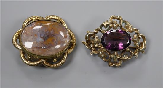 Two Victorian pinchbeck brooches,